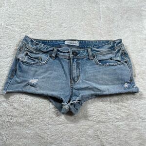 Vintage Y2K Aeropostale Women’s Light Wash Daisy Duke Denim Jean Shorts